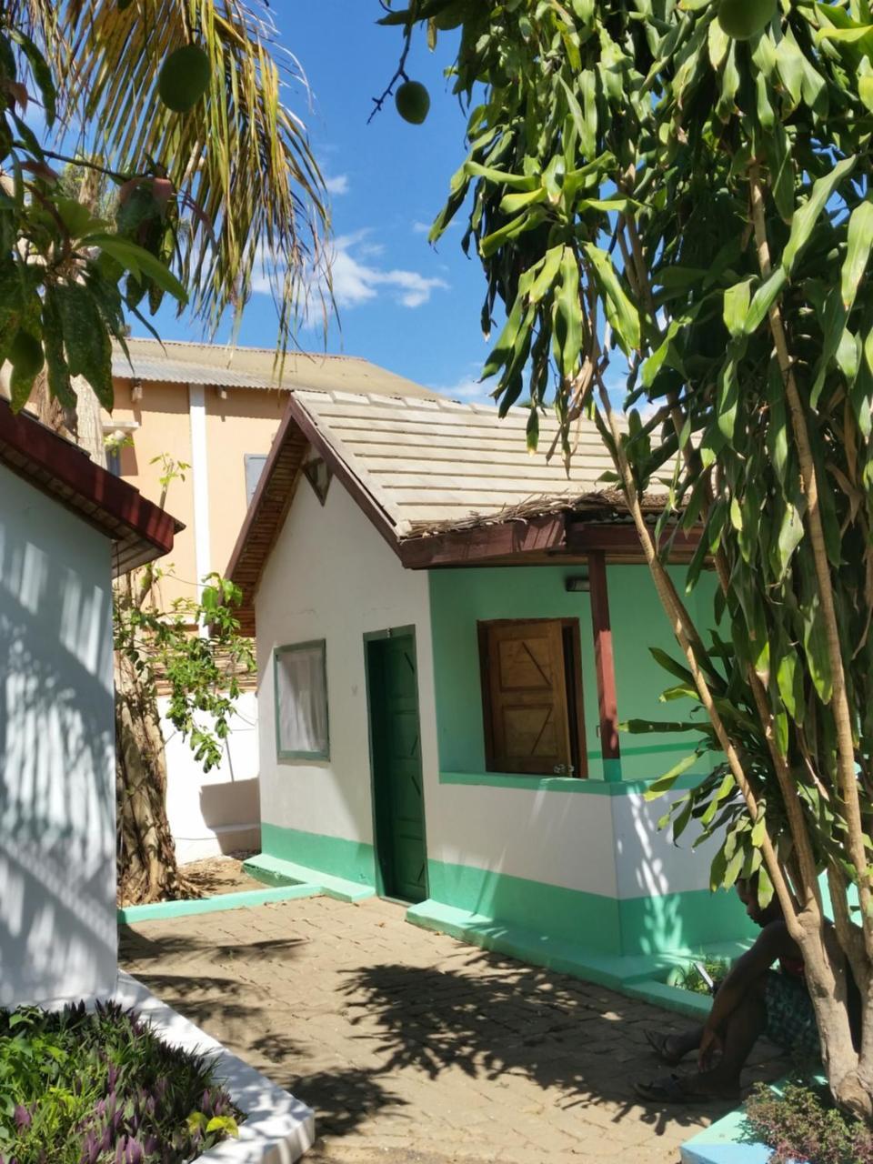 Longohotel Andaboly Toliara Exterior photo